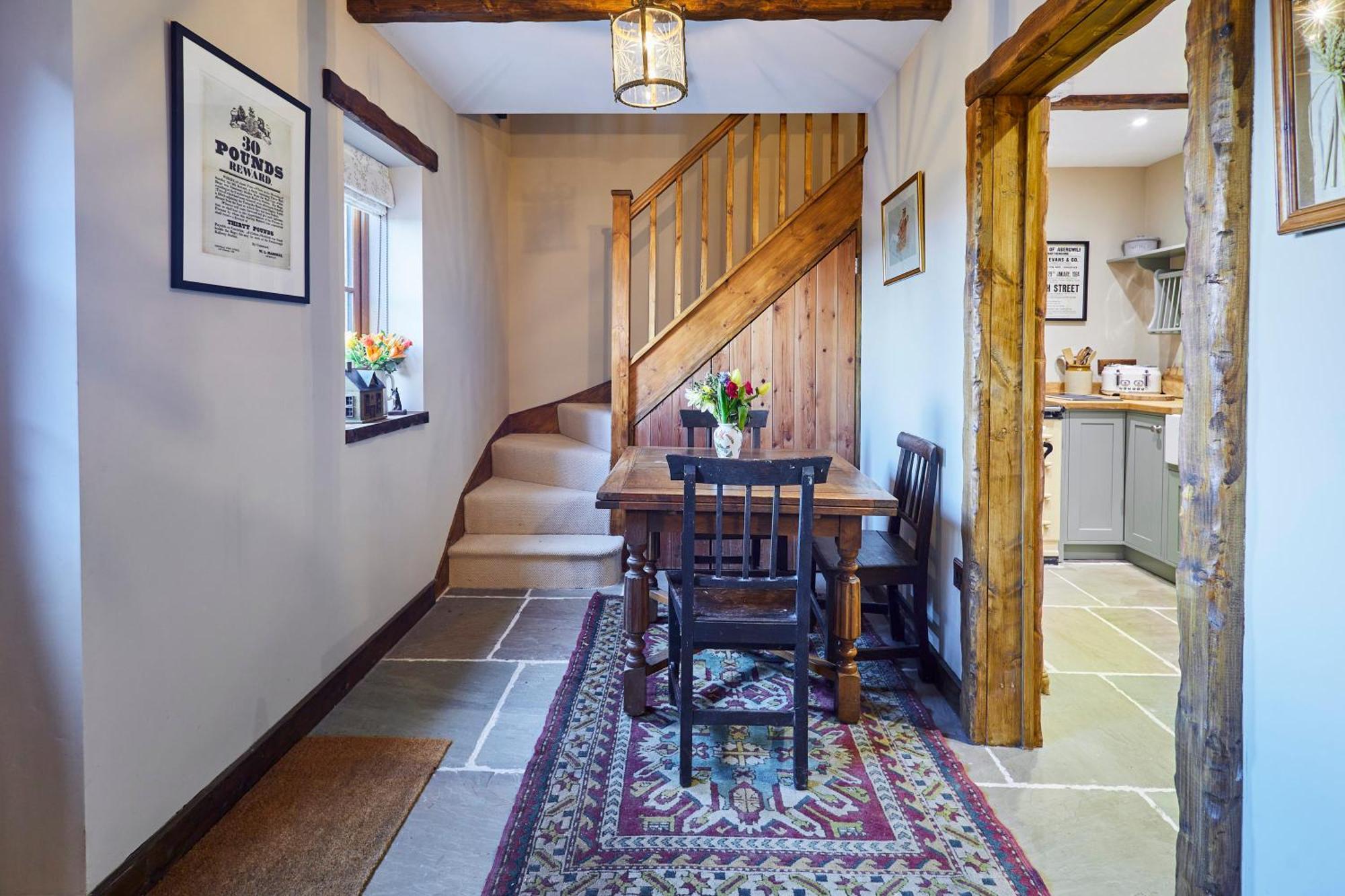 Charming Country Cottage With Oak Beams In Historic Setting, Brecon Beacons Retreat Llangadog Экстерьер фото